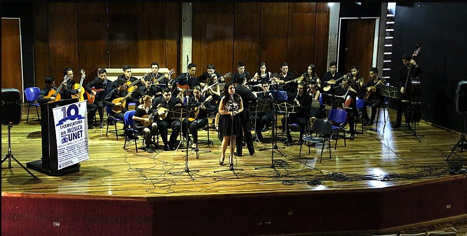 acto musica estudiantina