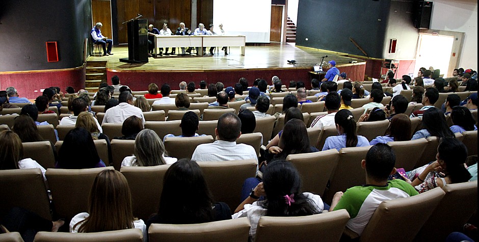 asamblea universitaria 1