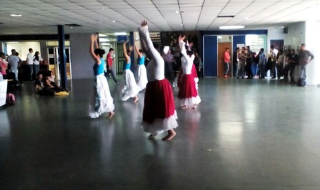 danzas aniv musica 1