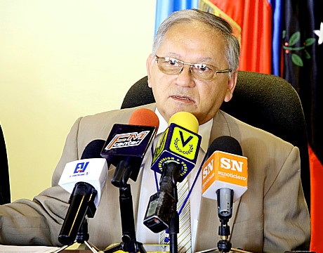 rueda de prensa unet 2016-1 2
