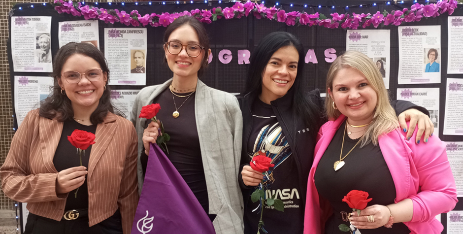 Honor a la Mujer1111